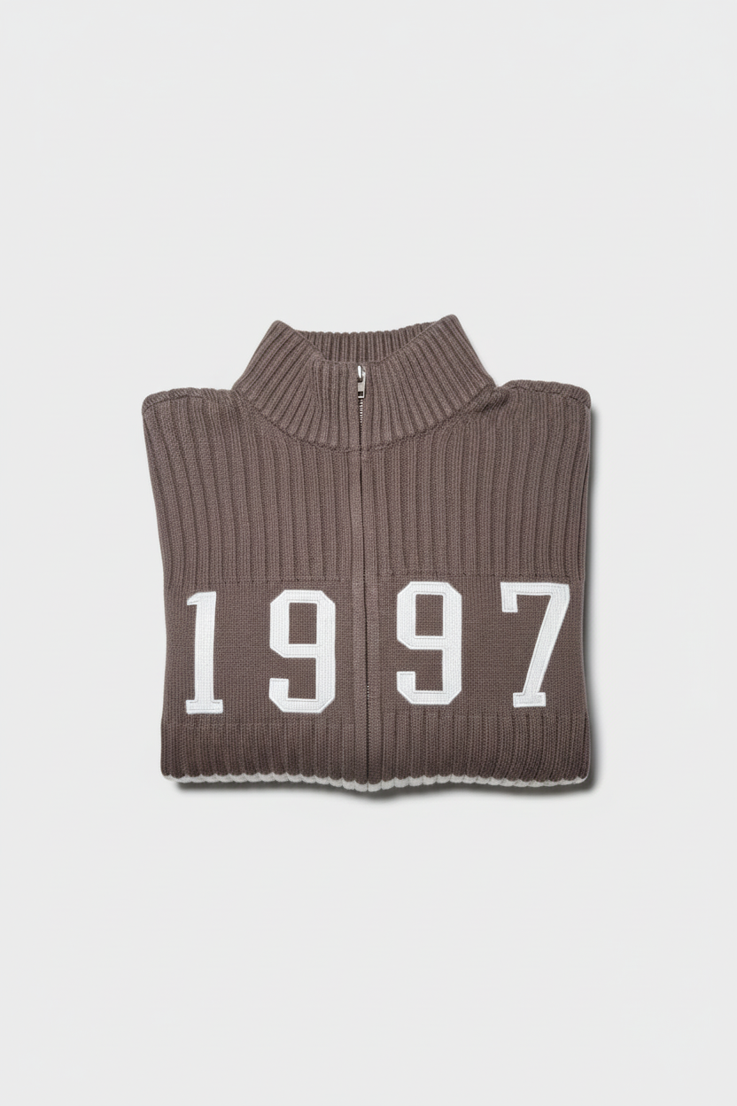 Maglione 1997 piegato 1