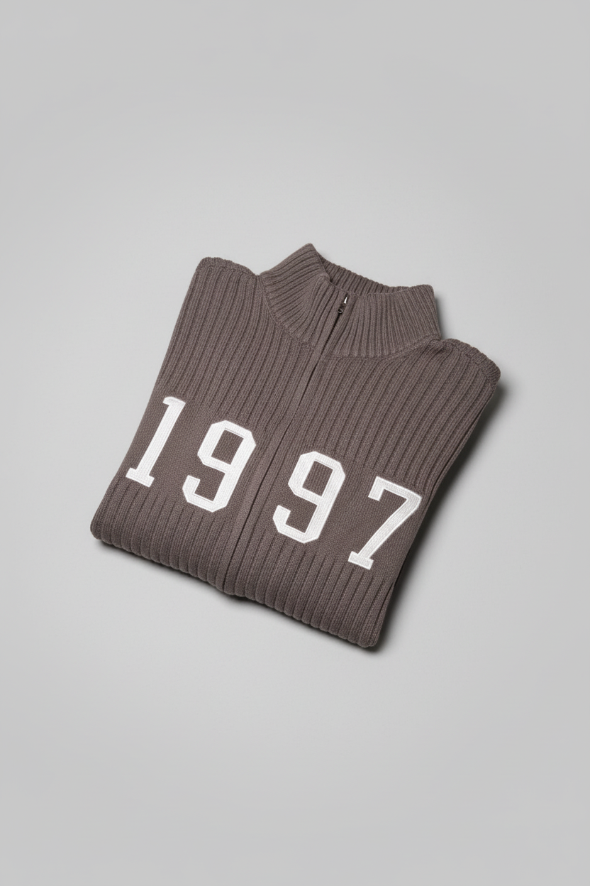 Maglione 1997 piegato 3