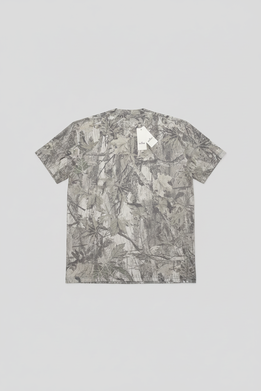 T-shirt corta con taglio squadrato e motivo mimetico