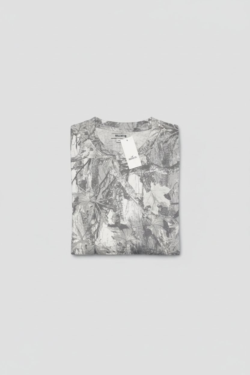 T-shirt corta con taglio squadrato e motivo mimetico